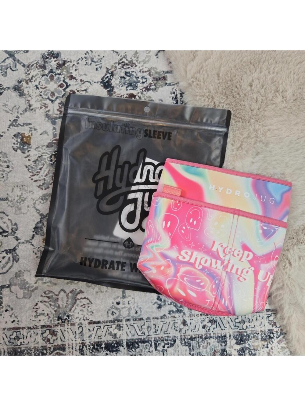 Hydrojug Sleeve Hydrojug x Desb Pink Drip Keep Showing Up